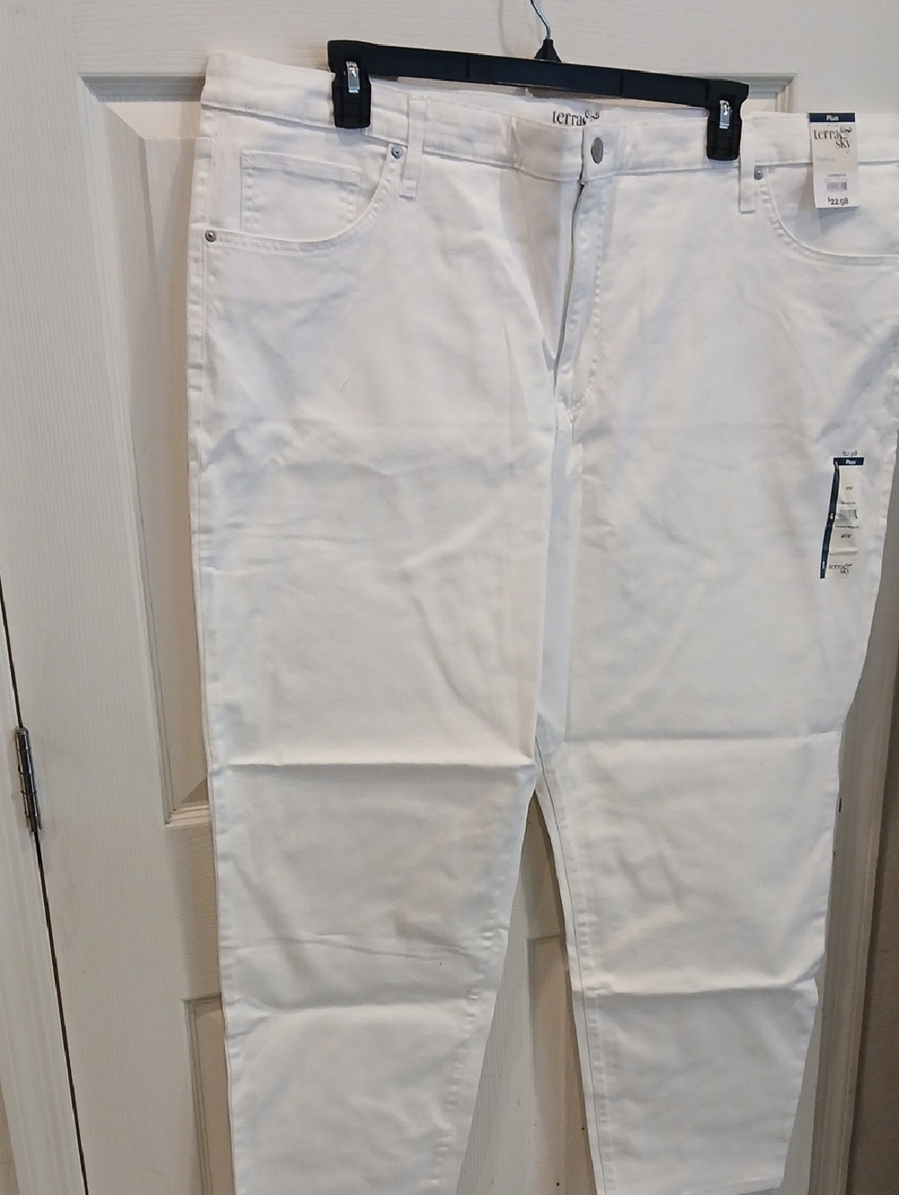 Terra & Sky White Slim Straight Women's Jeans